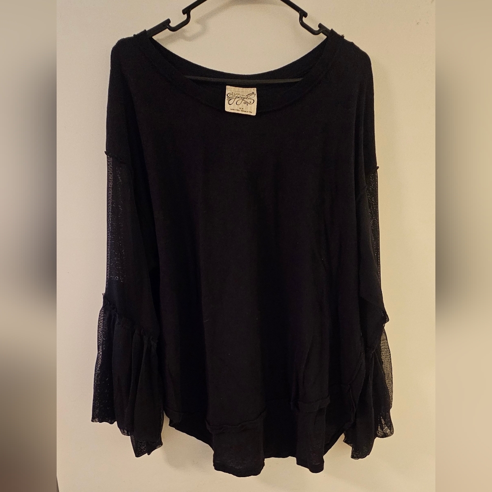 GUC! Free People Black Bell Sleeve Blouse - Medium